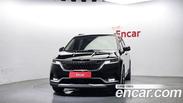 Kia Carnival 2021 — ფოტო 3/20