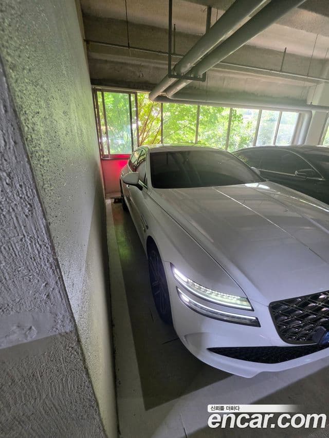 Genesis Electrified G80 2024 — Şəkil 3/9