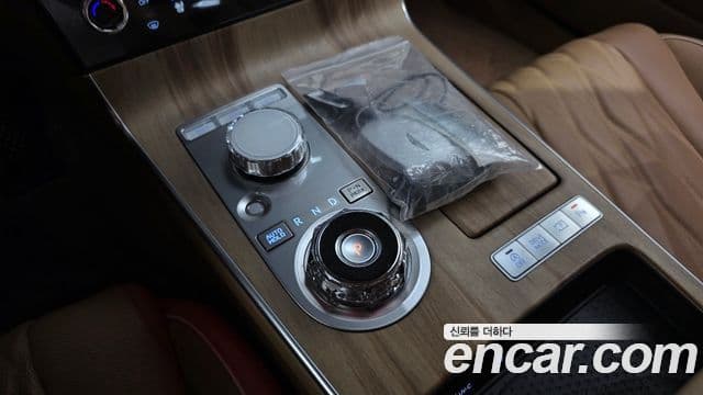 Genesis Electrified G80 2024 — Şəkil 9/20