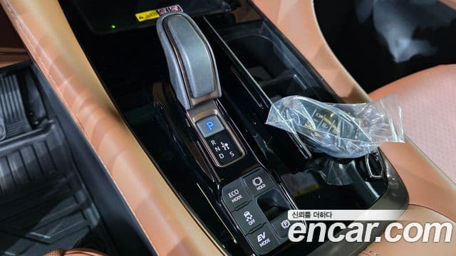 Toyota Alphard 2025 — ფოტო 9/20