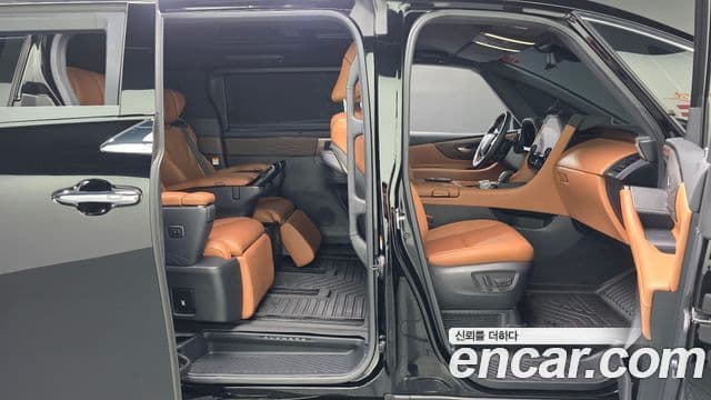 Toyota Alphard 2025 — ფოტო 11/20
