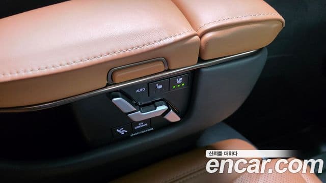Toyota Alphard 2025 — ფოტო 17/20