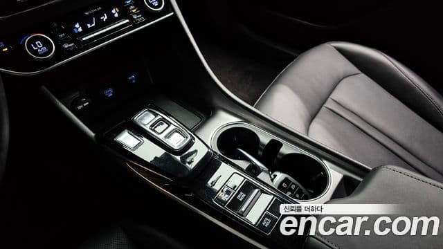 Hyundai Sonata 2022 — Фото 9/20