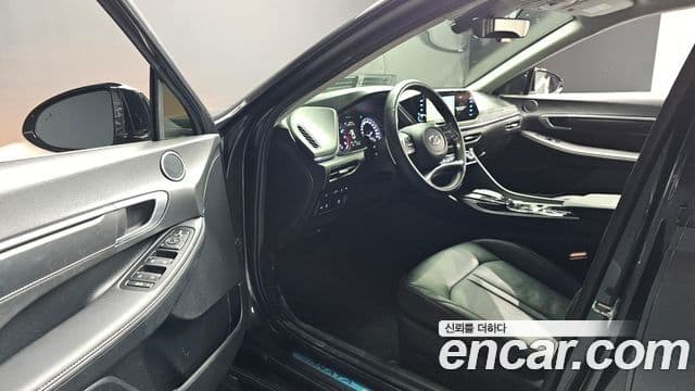 Hyundai Sonata 2022 — Фото 10/20