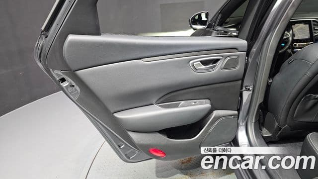 Renault Samsung SM6 2023 — Photo 9/30
