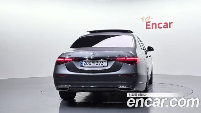 Mercedes-Benz S-Class 2023 — ფოტო 16/20