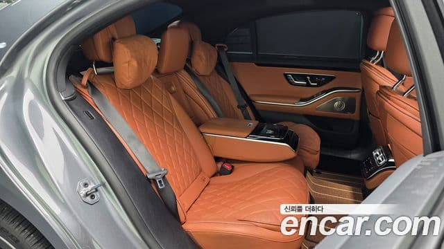 Mercedes-Benz S-Class 2023 — ფოტო 13/20
