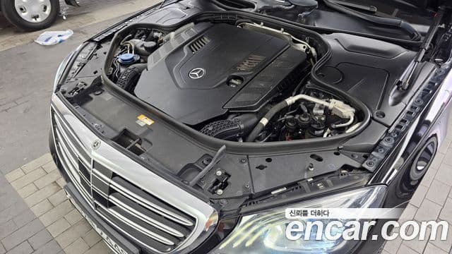 Mercedes-Benz S-Class 2020 — ფოტო 6/20