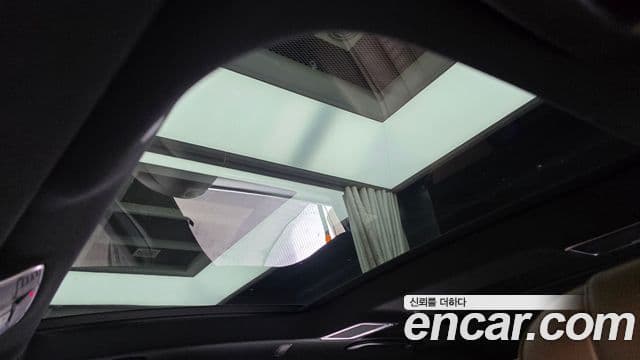Mercedes-Benz S-Class 2020 — ფოტო 19/20