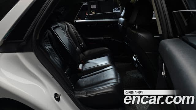 Hyundai Grandeur 2023 — Şəkil 11/20