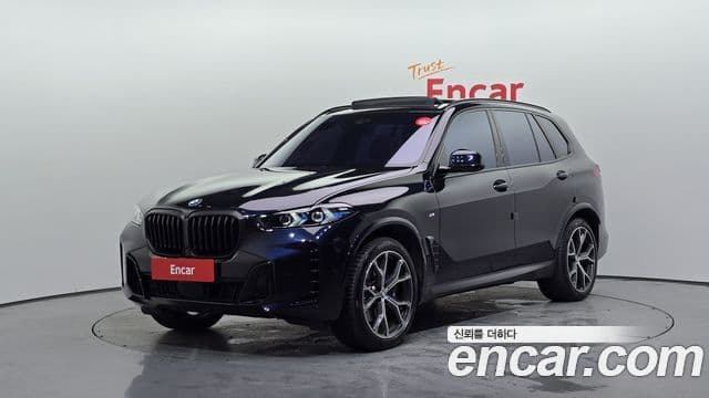 BMW X5 2025 — Фото 1/20