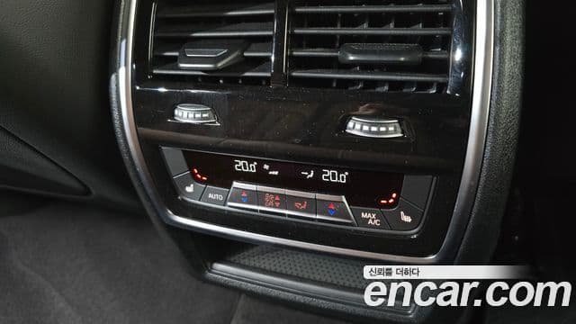 BMW X5 2025 — Photo 22/35