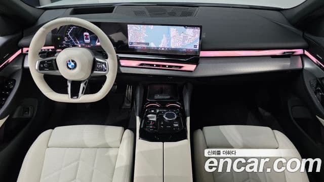 BMW 5 Series 2025 — ფოტო 7/20