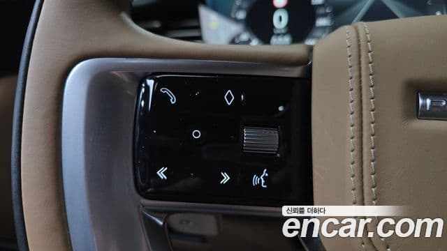 Land Rover Range Rover 2023 — Photo 3/31