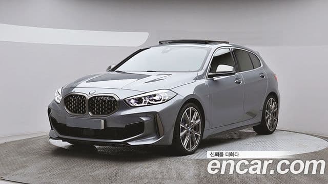 BMW 1 Series 2023 — Şəkil 20/20