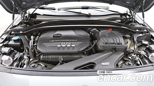 BMW 1 Series 2023 — Şəkil 5/20