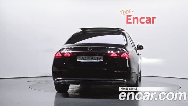 Mercedes-Benz E-Class 2025 — Şəkil 4/20