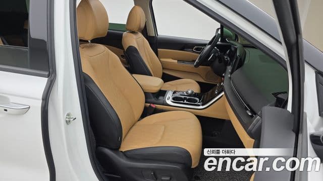 Kia Carnival 2022 — Фото 11/20