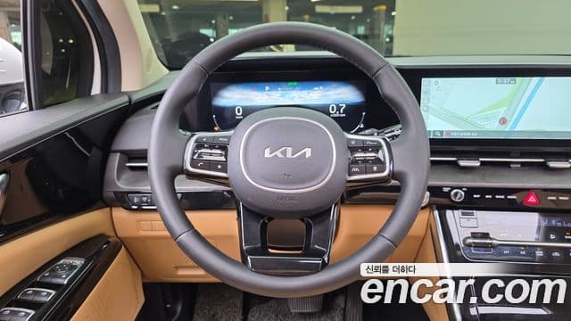Kia Carnival 2022 — Фото 13/20