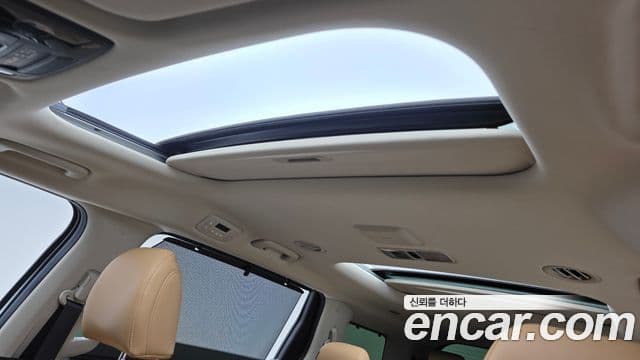 Kia Carnival 2022 — Фото 16/20