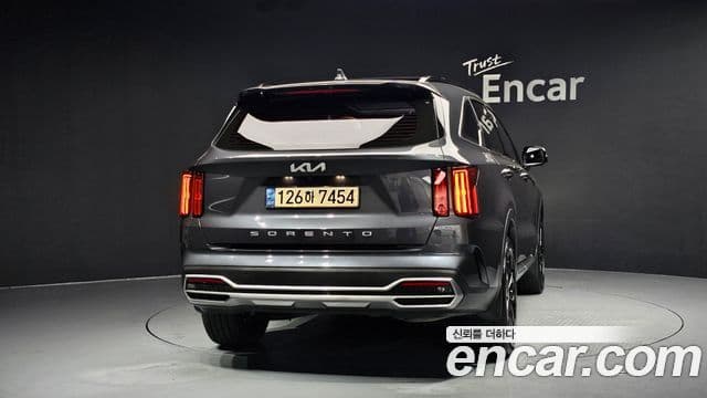 Kia Sorento 2022 — Şəkil 4/20