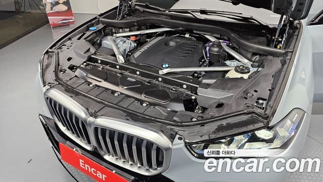 BMW X5 2023 — Photo 30/35