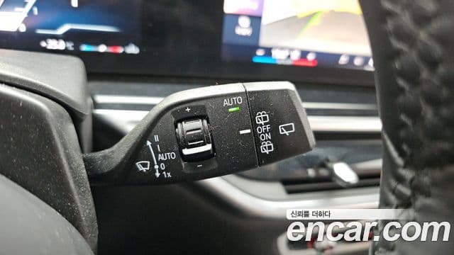 BMW X5 2023 — Photo 13/35