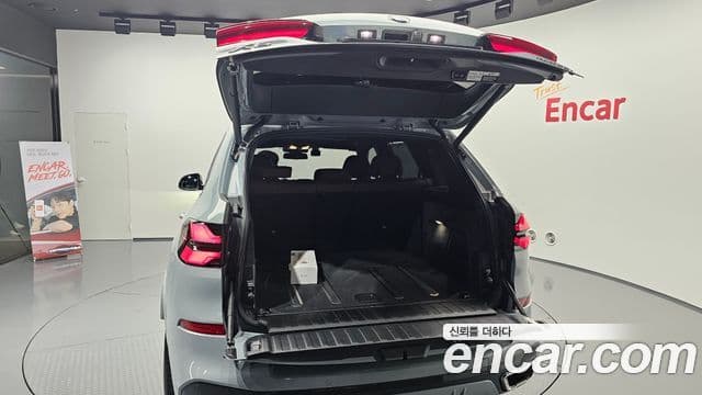 BMW X5 2023 — Photo 32/35