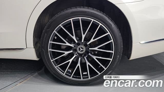 Mercedes-Benz S-Class 2021 — ფოტო 4/40