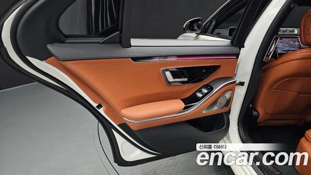 Mercedes-Benz S-Class 2021 — ფოტო 24/40