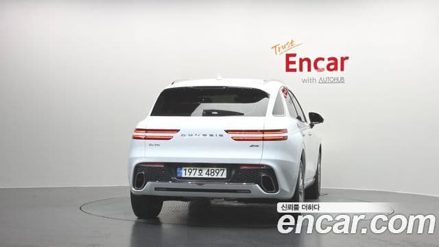 Genesis GV70 2022 — Şəkil 3/20
