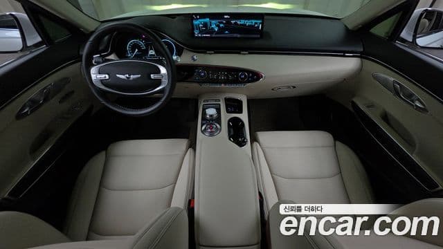 Genesis GV70 2022 — Şəkil 10/20