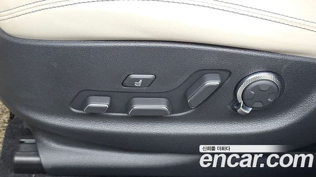 Genesis GV70 2022 — Şəkil 18/20
