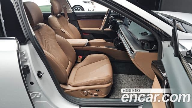 Hyundai Grandeur Hybrid 2024 — Photo 16/34