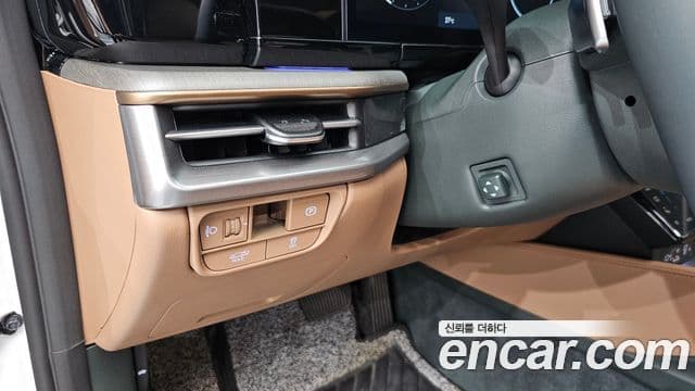 Hyundai Grandeur Hybrid 2024 — Photo 25/34
