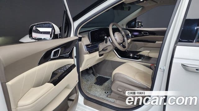 Kia Carnival 2022 — Şəkil 10/20