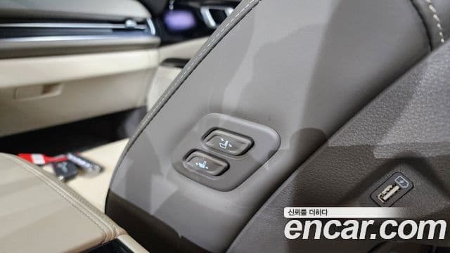 Kia Carnival 2022 — Şəkil 17/20