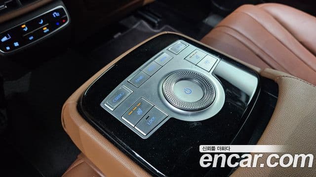 Genesis G80 2021 — Photo 13/30
