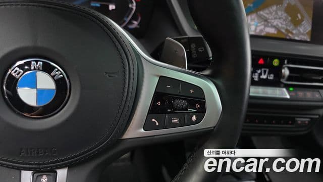BMW 1 Series 2022 — Şəkil 18/20