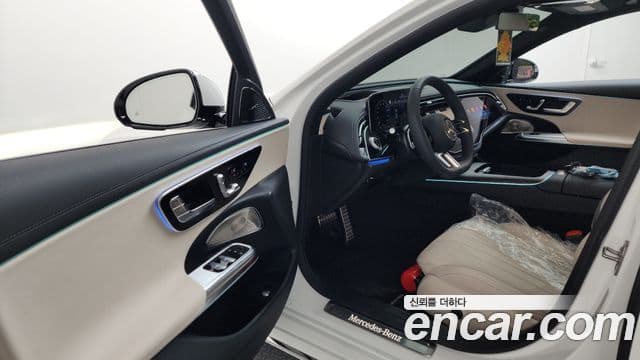 Mercedes-Benz E-Class 2025 — Фото 8/20
