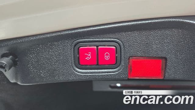 Mercedes-Benz C-Class 2021 — Şəkil 19/20