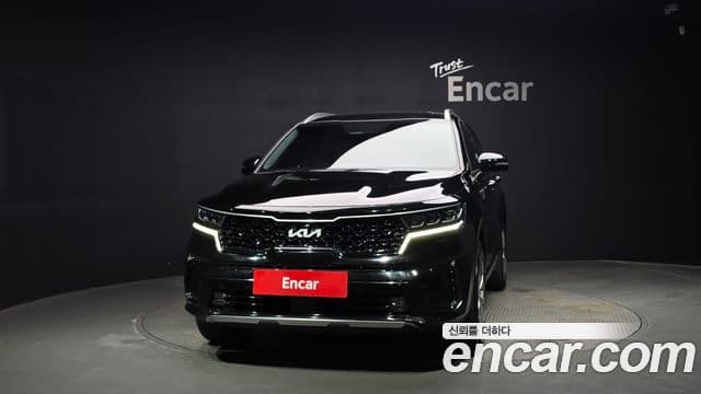 Kia Sorento 2023 — ფოტო 3/20
