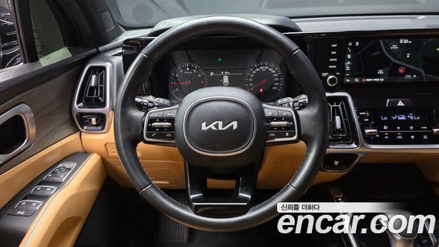 Kia Sorento 2023 — ფოტო 13/20