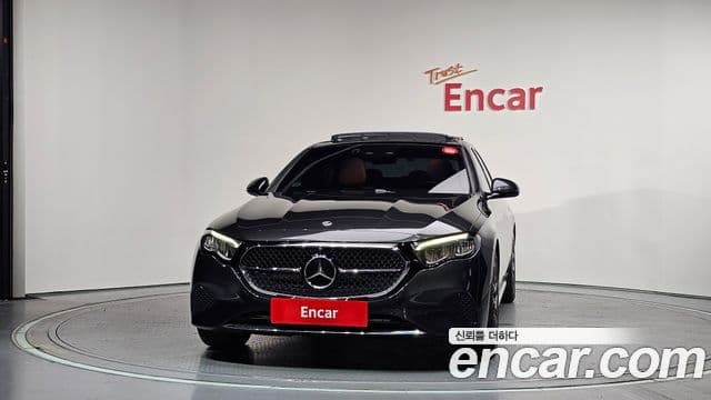 Mercedes-Benz E-Class 2025 — Фото 3/20