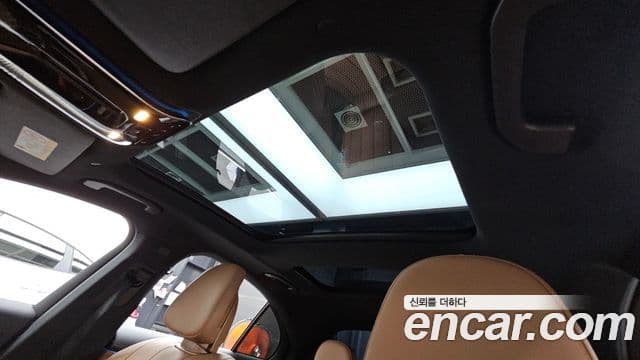 Mercedes-Benz E-Class 2025 — Фото 17/20