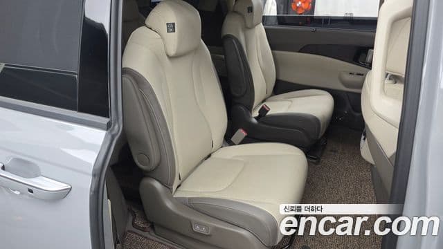 Kia Carnival 2024 — ფოტო 12/20