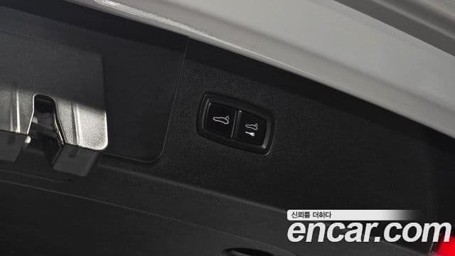 Porsche Cayenne 2022 — Photo 15/20