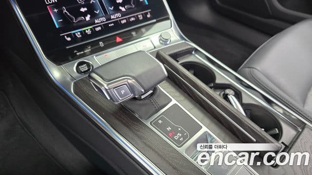 Audi A6 2021 — Şəkil 9/20
