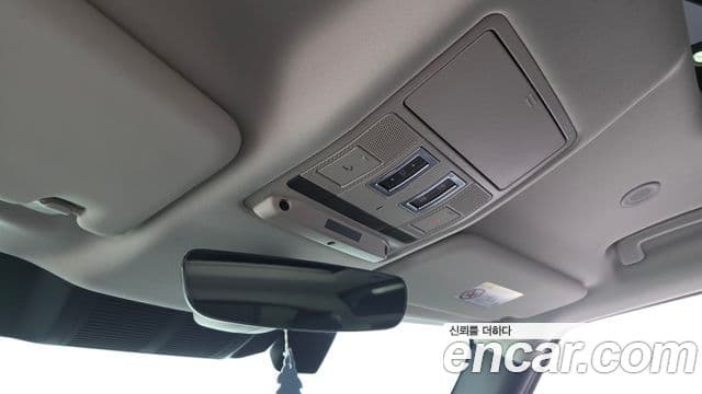 Land Rover Defender 2021 — ფოტო 18/20
