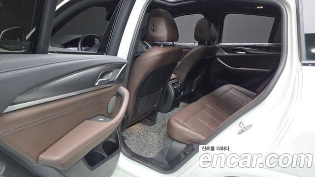 BMW X4 2022 — ფოტო 12/20